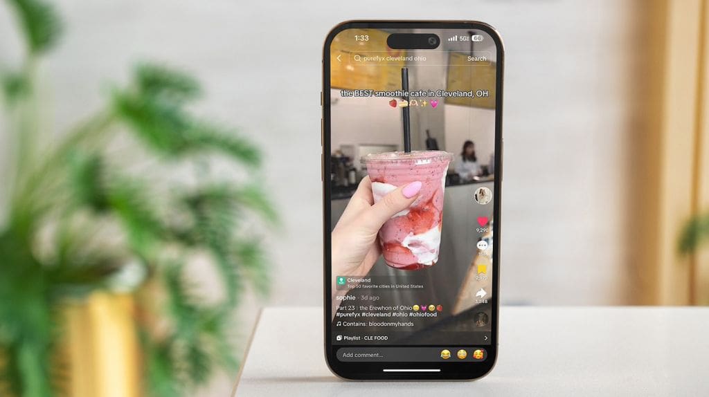 phone on cafe counter with viral post of Cleveland influncer's smoothie post