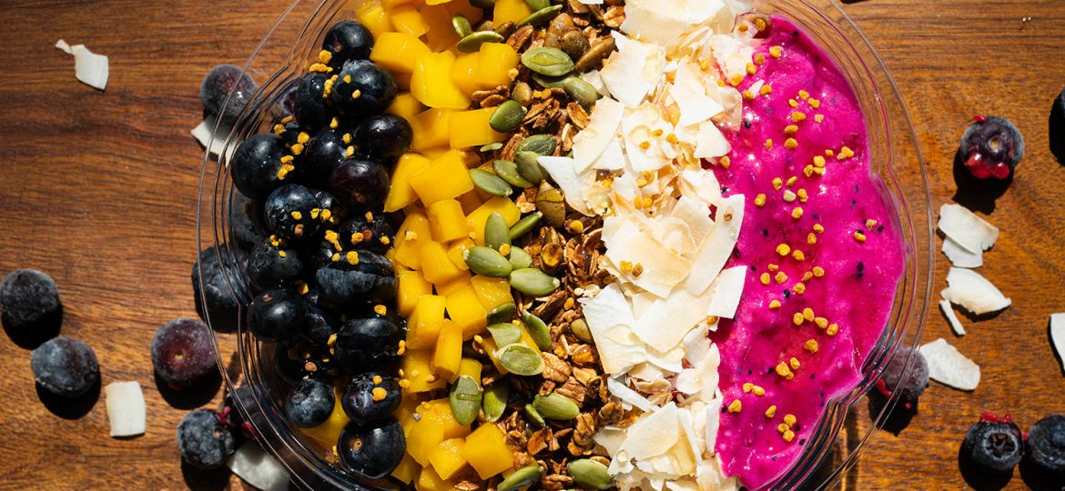 Dragon Bowl Smoothie with fruit and nuts
