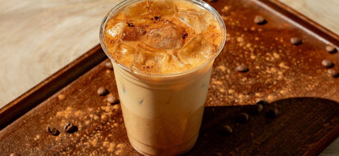 iced pumpkin spice latte